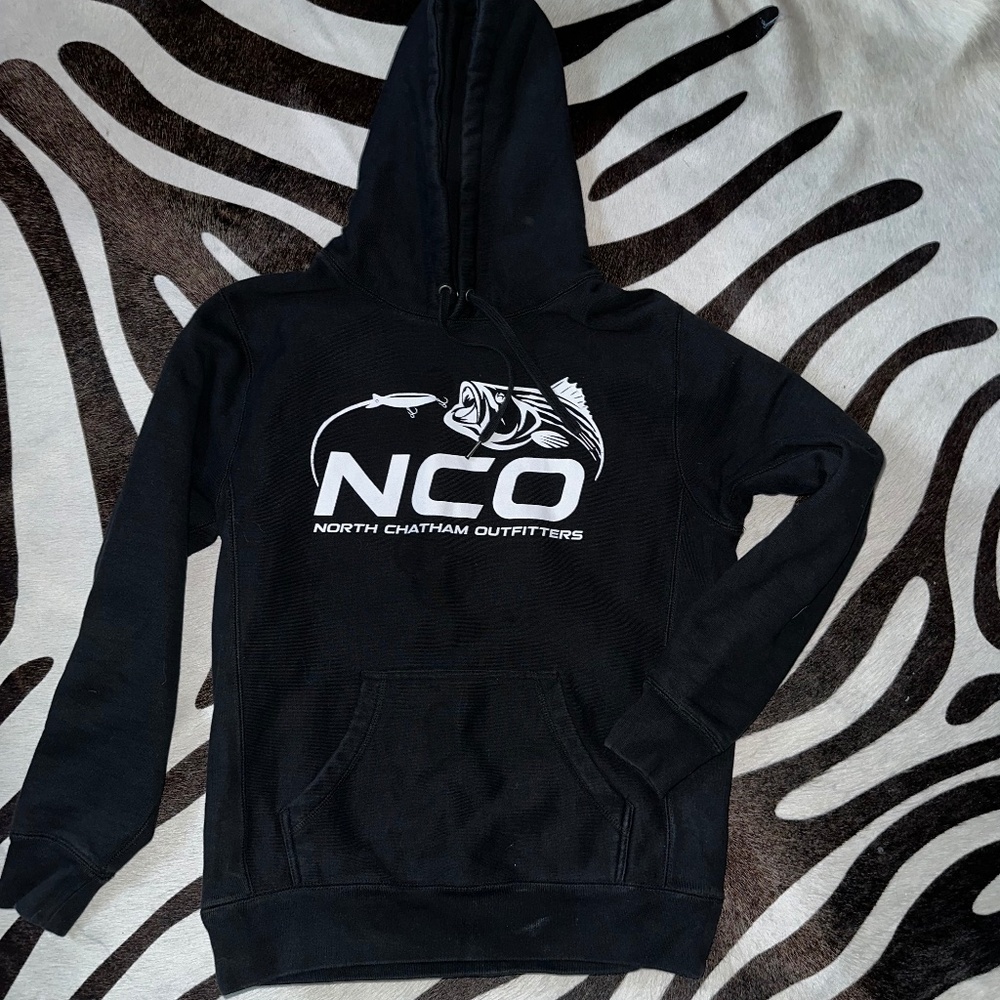 NCO North Chatham Outfitters women's small sweatshirt